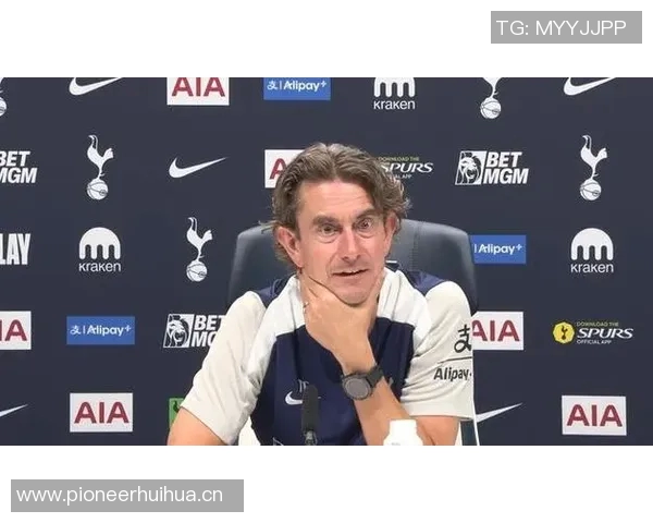 弗兰克确认罗梅罗明天首发对阵利兹联并谈续约本坦库尔的喜悦之情 弗兰克确认罗梅罗明天首发对阵利兹联并谈续约本坦库尔的喜悦之情