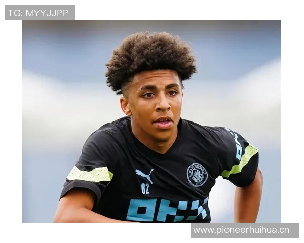 里科刘易斯坦言休赛期专注泰拳训练赛场上唯有胜利目标不变 里科刘易斯坦言休赛期专注泰拳训练赛场上唯有胜利目标不变