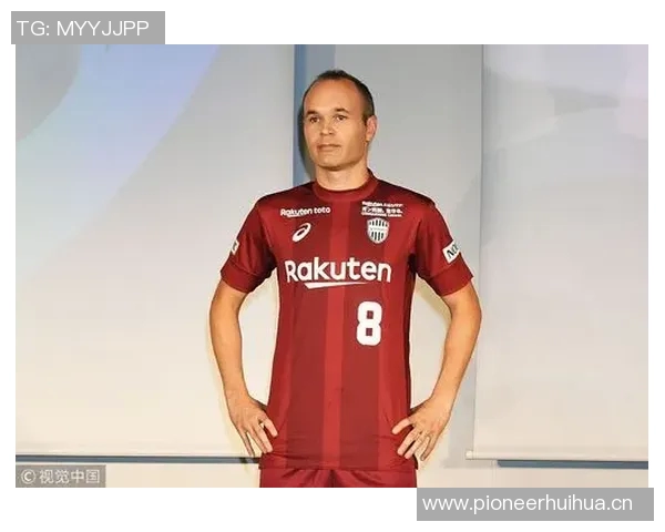 保利尼奥质疑伊涅斯塔未获金球奖称赞梅西场上表现无所不能 保利尼奥质疑伊涅斯塔未获金球奖称赞梅西场上表现无所不能