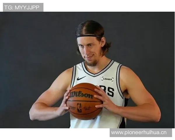 新赛季各队老将盘点洛城双雄年过四旬仅三队球员不满三十岁