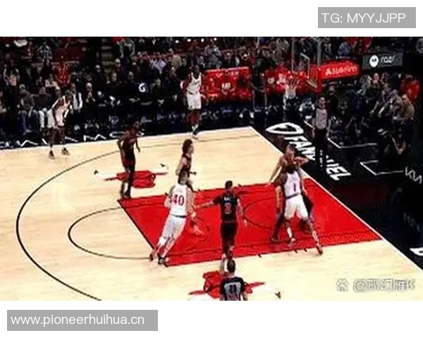 制胜时刻泰瑞斯马丁弧顶造犯规罚球两中绝杀太阳队