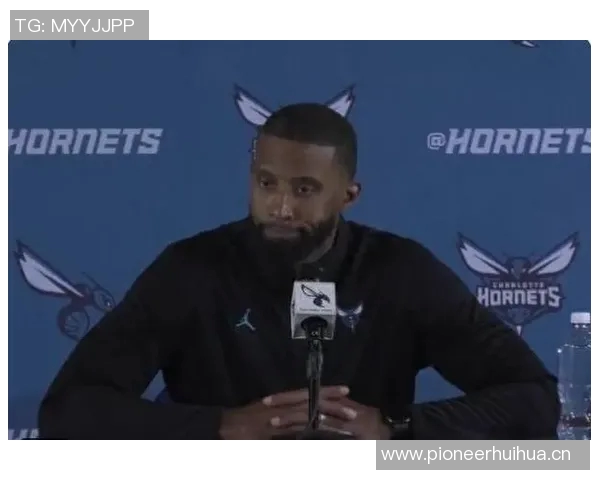 黄蜂主帅赞克尼佩尔竞争意识强调场上沟通能力需提升 黄蜂主帅赞克尼佩尔竞争意识强调场上沟通能力需提升