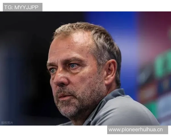 巴萨球员完成本周最后一次训练弗里克再度缺席引发关注