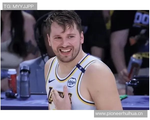 拉拉维亚谈与东契奇搭档感受:他让我在比赛中更加轻松自如 拉拉维亚谈与东契奇搭档感受:他让我在比赛中更加轻松自如