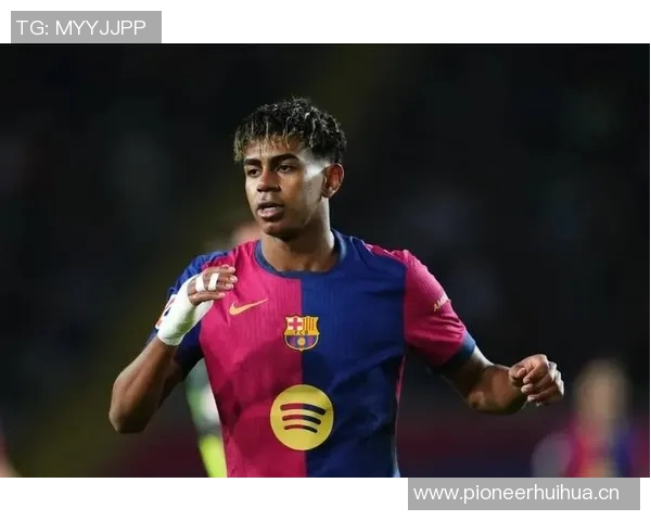 亲友介入球员生涯的双刃剑现象梅西亚马尔吉格斯案例分析