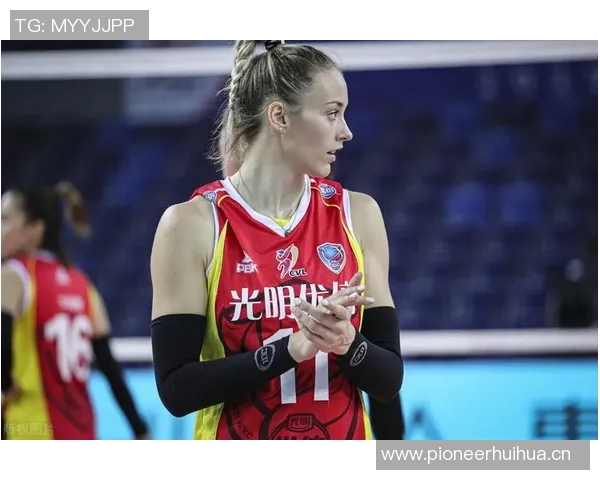 巴图姆晒定妆照宣布开启职业生涯第18个赛季状态依旧火热