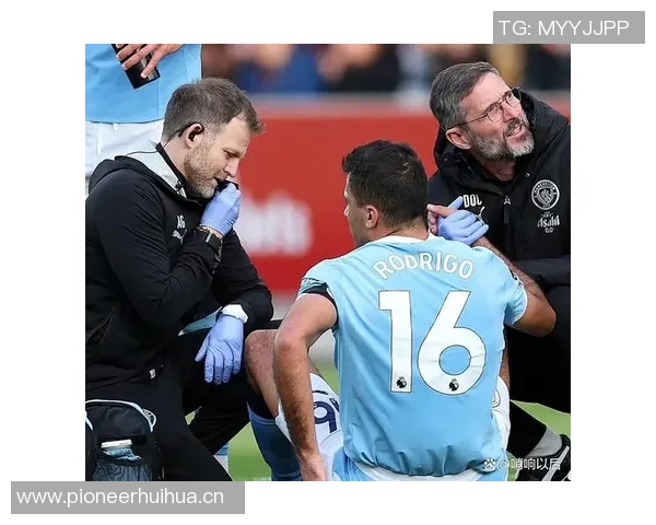 罗德里因肌肉受伤缺席后重返曼城训练状态回暖