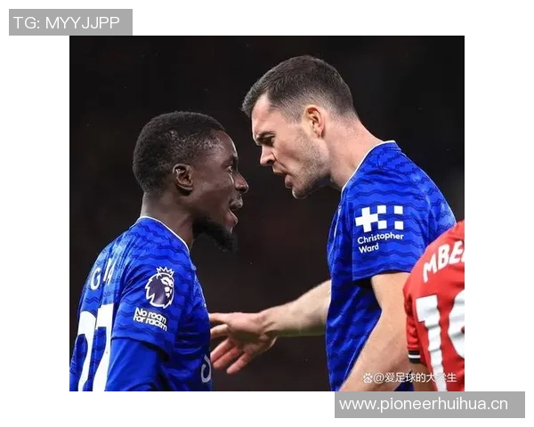 英超年度回顾盖耶掌掴基恩瞬间裁判组语音曝光