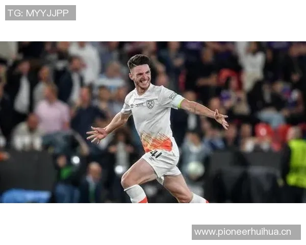 理查兹高度评价赖斯称其为当今足坛顶尖球员之一