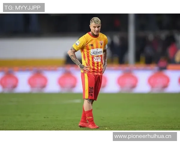 马鲁西奇谈米兰失利后的反思与球队重燃斗志的决心 马鲁西奇谈米兰失利后的反思与球队重燃斗志的决心